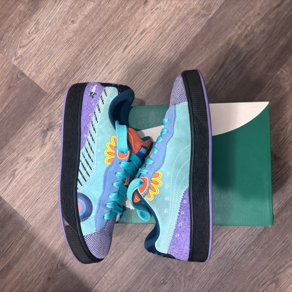 Puma Blue and Purple Sneakers Vibrant Athletic Style